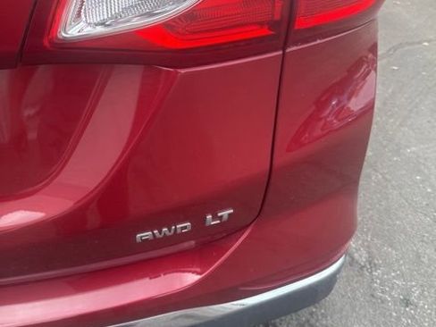 Used 2018 Chevrolet Equinox LT image 4