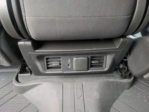 Used 2022 Chevrolet Silverado 1500 LT w/ Protection Package image 21