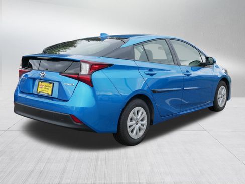 Used 2021 Toyota Prius LE FWD image 7