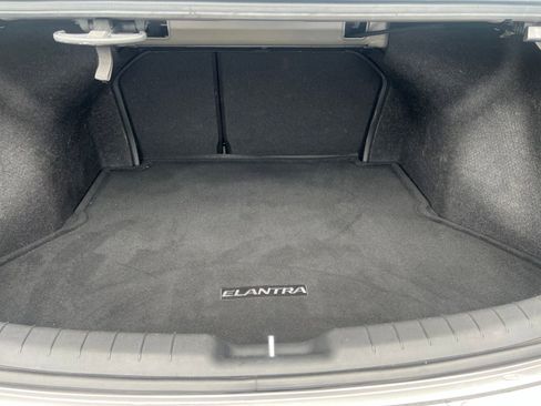 Used 2020 Hyundai Elantra Value Edition w/ Cargo Package (C1) FWD image 28