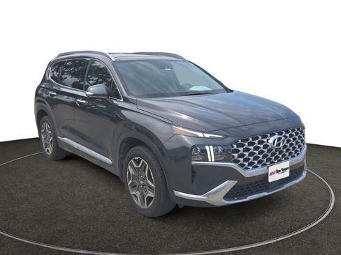 Used 2022 Hyundai Santa Fe Limited FWD image 9