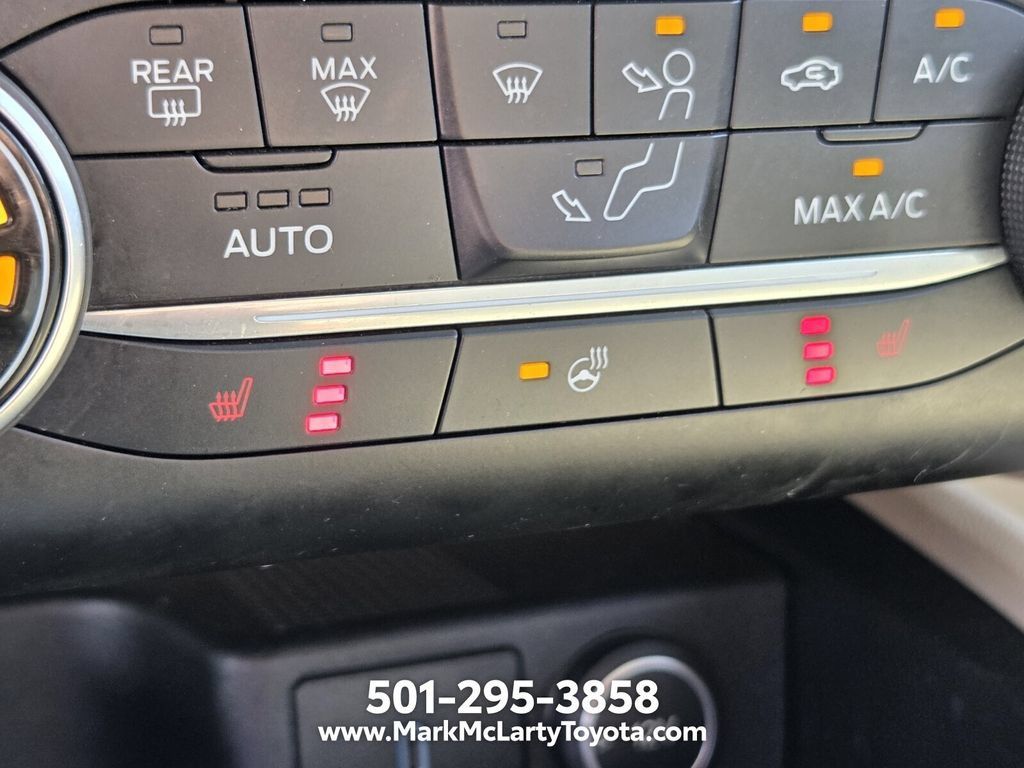 Used 2020 Ford Escape SEL FWD image 21