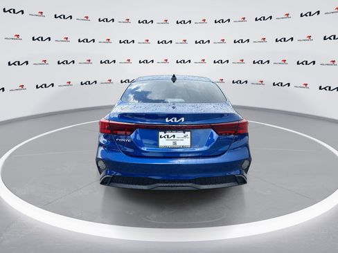Certified 2023 Kia Forte LXS w/ LXS Technology Package FWD image 7