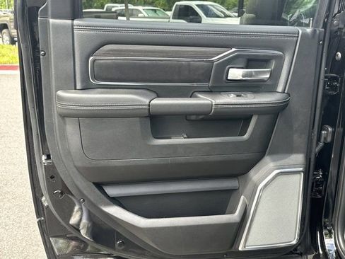 New 2026 RAM 3500 Laramie AWD/4WD image 21