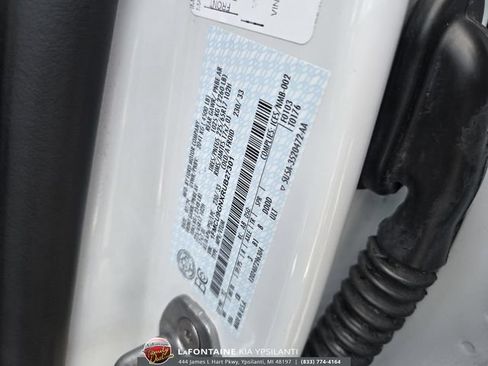 Used 2024 Ford Escape Active AWD/4WD image 31