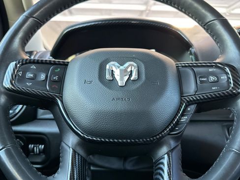 Used 2022 RAM 1500 Laramie image 23