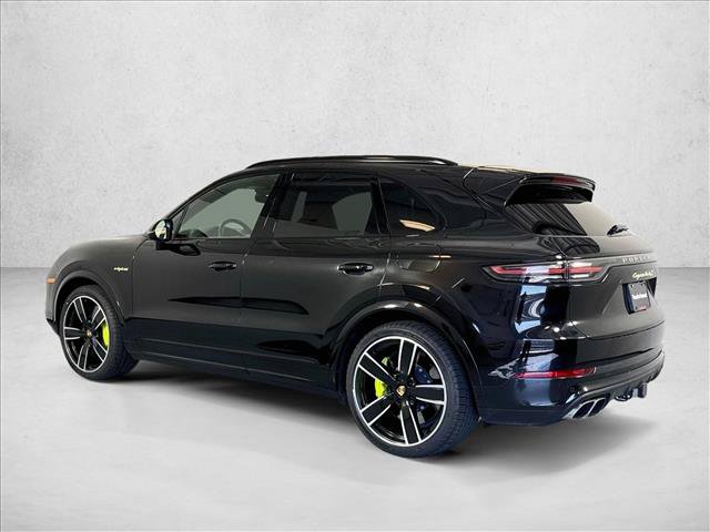 Certified 2023 Porsche Cayenne Turbo S AWD/4WD image 3