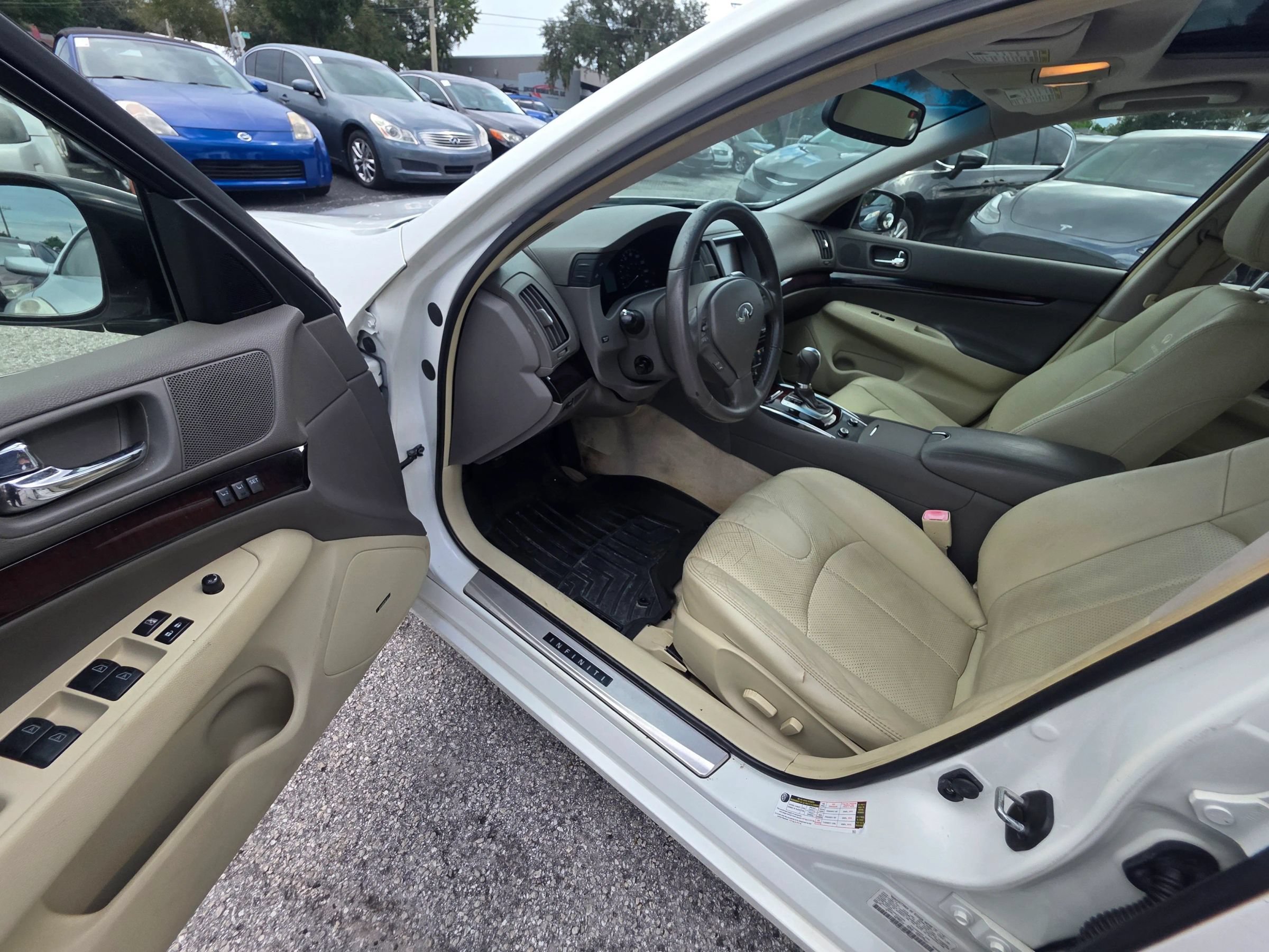 Used 2013 INFINITI G37 Journey w/ Premium Pkg RWD image 14