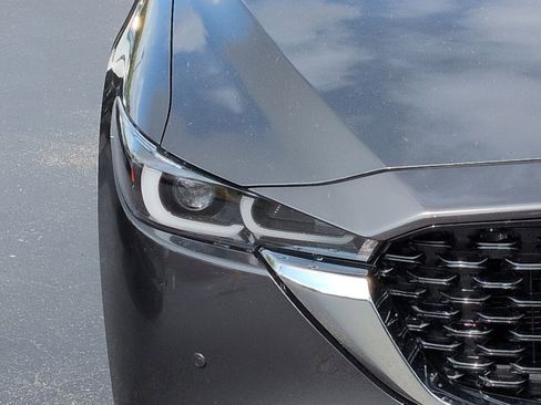 Used 2023 MAZDA CX-5 Signature image 10