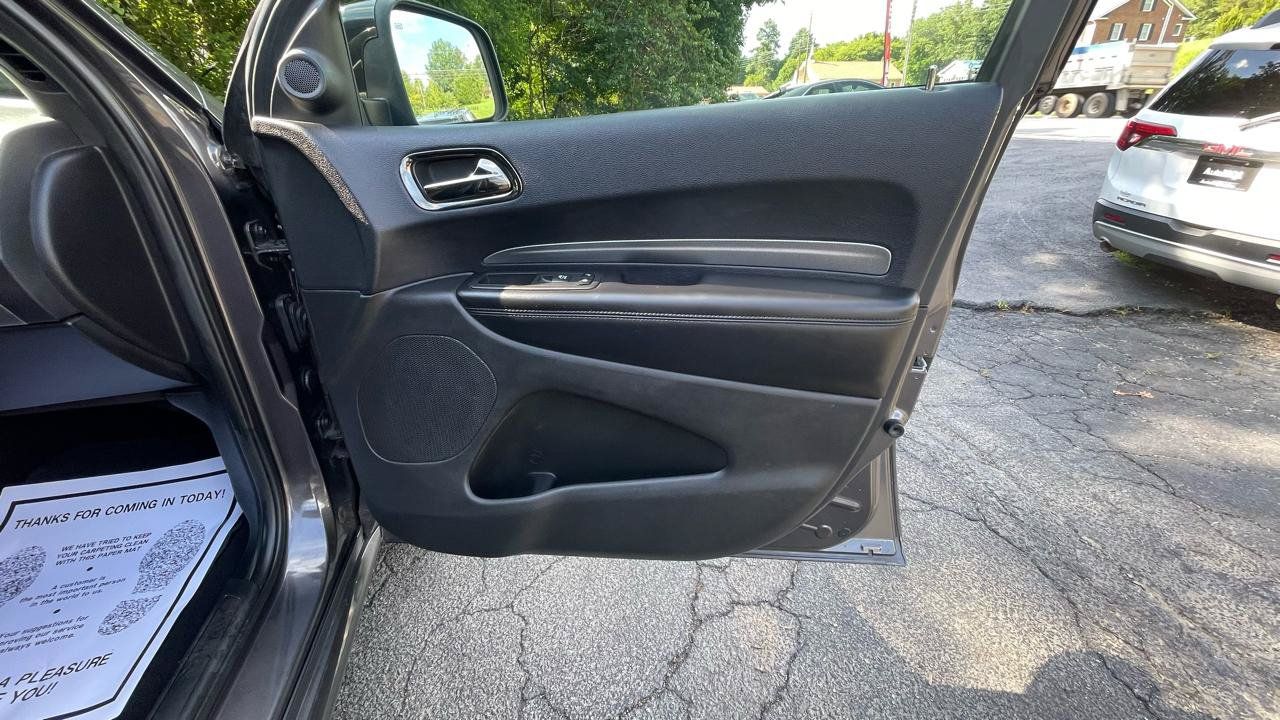 Used 2019 Dodge Durango GT w/ Blacktop Package AWD/4WD image 31