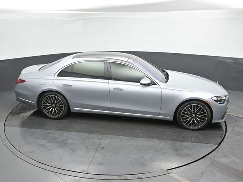 Used 2022 Mercedes-Benz S 580 4MATIC Sedan image 32