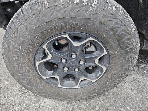 Used 2021 Jeep Wrangler Unlimited Rubicon 4xe w/ Cold Weather Group image 5