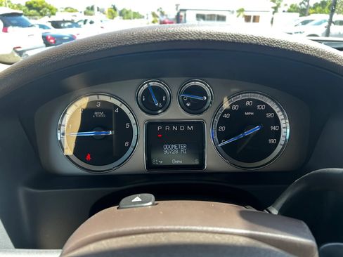 Used 2010 Cadillac Escalade 2WD image 28