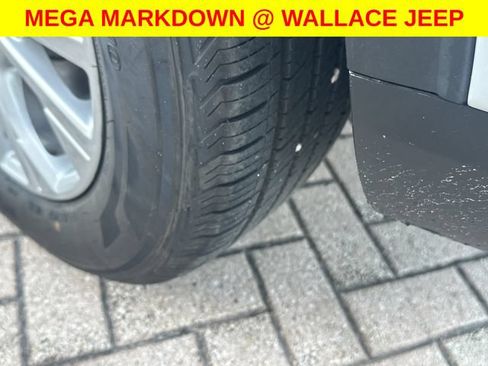 Used 2025 Ford Escape Active FWD image 13