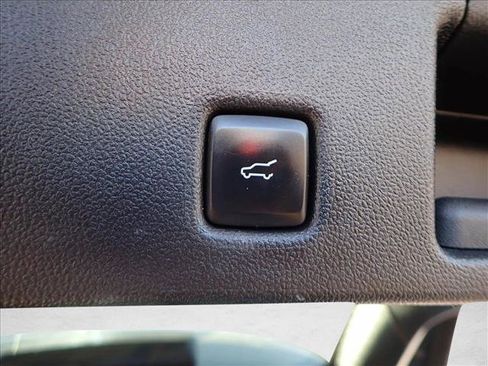 Used 2021 Ford Escape SEL w/ Technology Package image 9