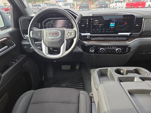 Used 2024 GMC Sierra 1500 Elevation AWD/4WD image 10