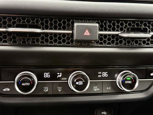 Used 2023 Honda HR-V EX-L image 19