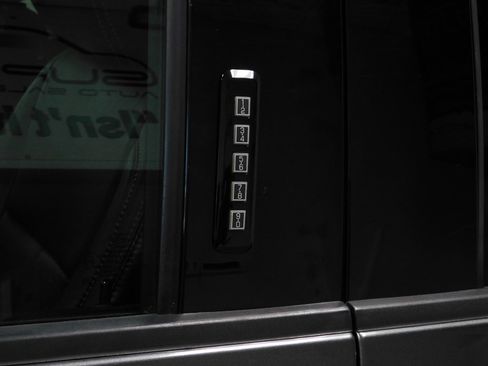 Used 2019 Ford F150 Lariat image 25