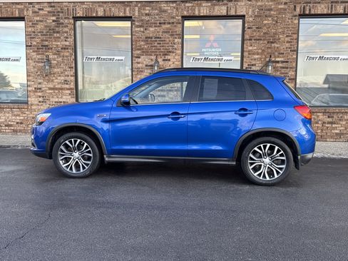 Used 2016 Mitsubishi Outlander Sport SEL image 2