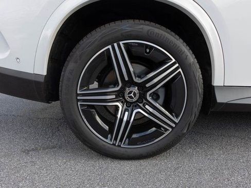 New 2025 Mercedes-Benz GLC 300 GLC 300 image 9