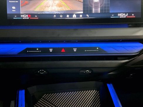 Used 2025 BMW X3 xDrive30i w/ Convenience Package image 34