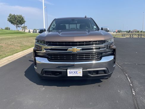 Used 2019 Chevrolet Silverado 1500 LT w/ All-Star Edition AWD/4WD image 8