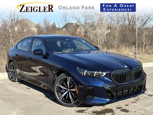 Used 2025 BMW 530i xDrive w/ M Sport Package image 1