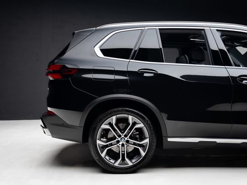 Used 2026 BMW X5 sDrive40i RWD image 37