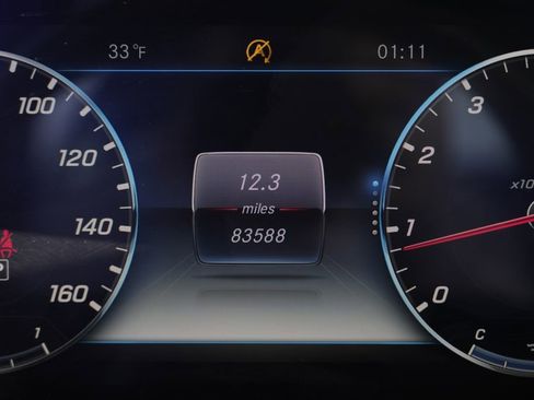 Used 2020 Mercedes-Benz E 350 4MATIC Sedan image 53