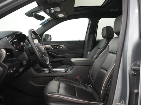 Used 2023 Chevrolet Traverse Premier w/ LPO, Floor Liner Package AWD/4WD image 25