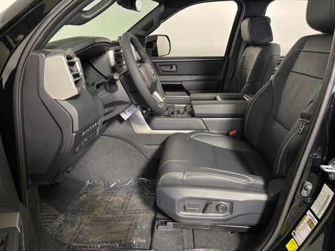 New 2026 Toyota Tundra Limited image 12