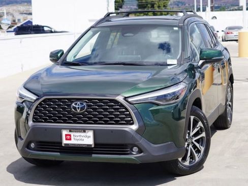 Certified 2023 Toyota Corolla Cross XLE w/ Convenience Package image 3