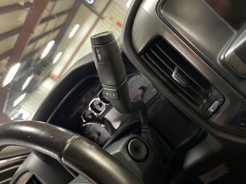 Used 2019 Chevrolet Silverado 1500 LT w/ All Star Edition image 23