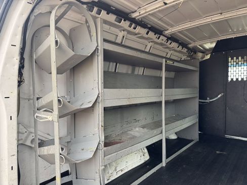 Used 2012 GMC Savana 2500 image 7