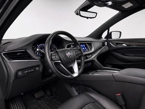 Used 2023 Buick Enclave Avenir w/ Avenir Technology Package AWD/4WD image 15