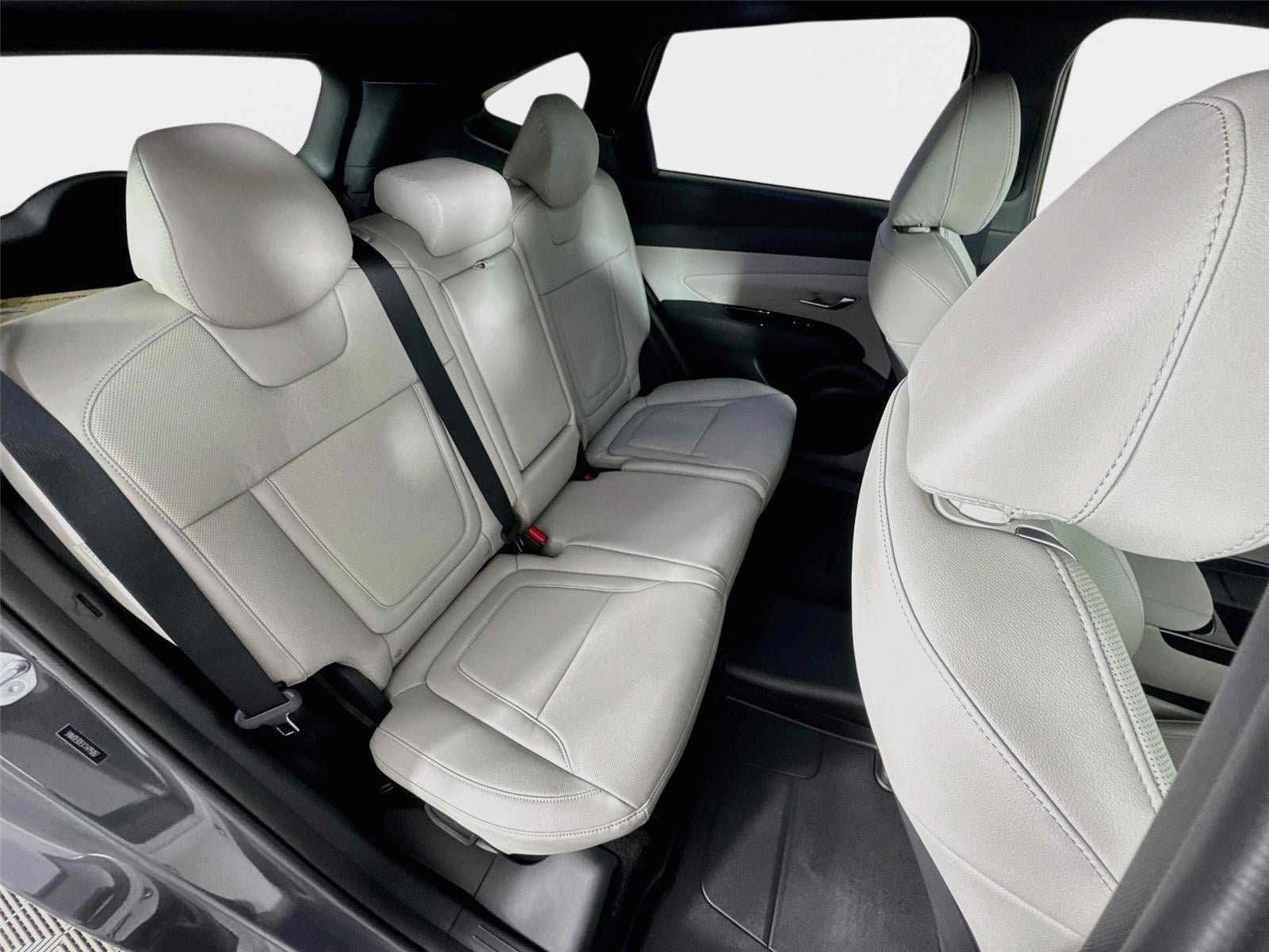 New 2026 Hyundai Tucson Limited FWD image 29