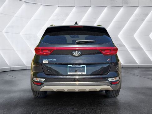 Used 2020 Kia Sportage S w/ S Sunroof Package AWD/4WD image 4