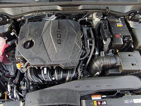 Used 2025 Hyundai Sonata SE image 22