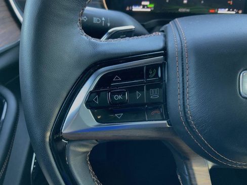 Used 2022 Jeep Grand Cherokee Summit w/ Advanced Protech Group IV image 34