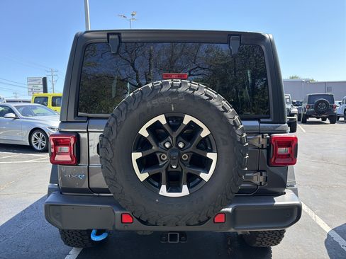 Certified 2025 Jeep Wrangler Unlimited Rubicon 4xe w/ Safety Group AWD/4WD image 6