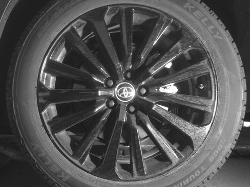 Used 2025 Toyota Highlander XSE image 14