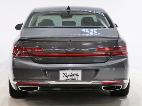 Used 2021 Genesis G90 3.3T Premium RWD image 7