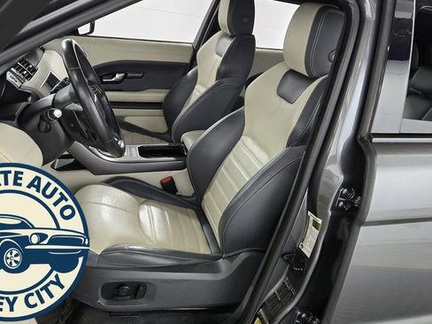 Used 2018 Land Rover Range Rover Evoque HSE Dynamic image 24