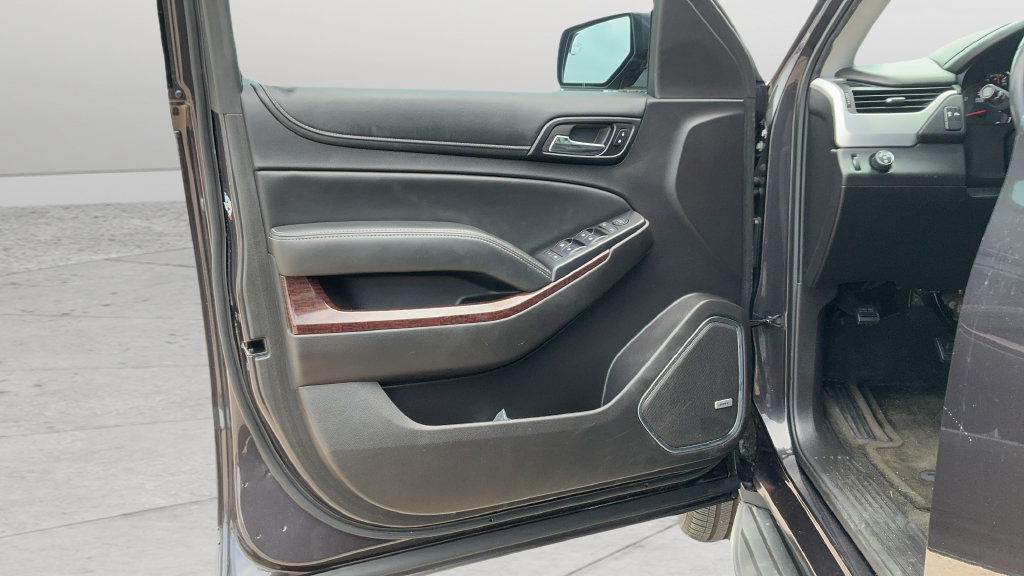 Used 2016 GMC Yukon SLE RWD image 18