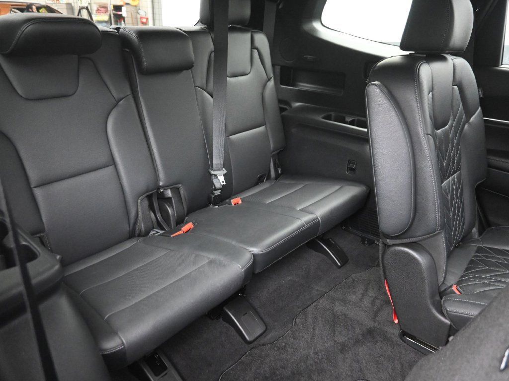 Used 2024 Kia Telluride EX X-Line AWD/4WD image 10