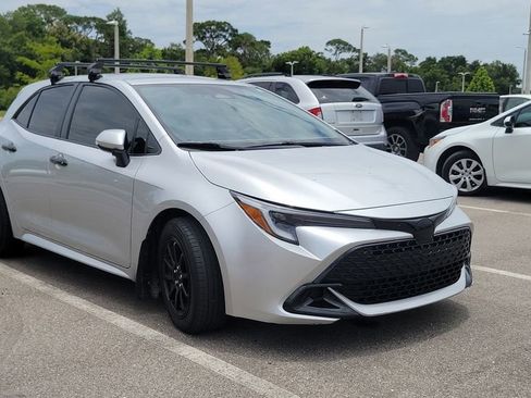 Used 2023 Toyota Corolla SE FWD image 4