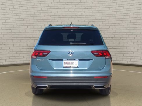 Used 2019 Volkswagen Tiguan SE FWD image 6