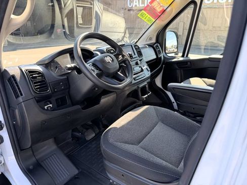 Used 2023 RAM ProMaster 2500 w/ Safety Group (A) FWD image 25