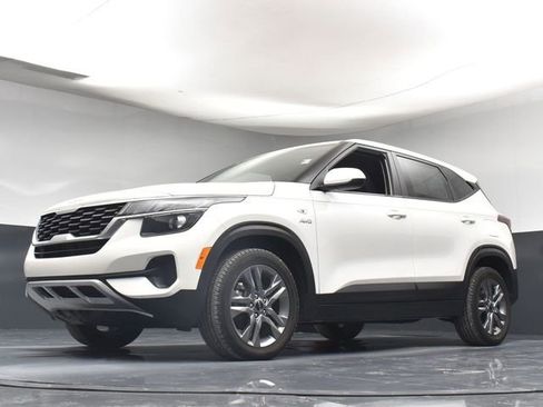 Used 2022 Kia Seltos LX image 31