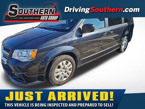 Used 2014 Dodge Grand Caravan SE w/ Quick Order Package 29E SE image 1